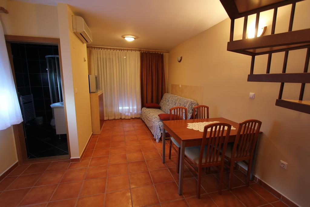 Apartments Villa Ceres Klek Exterior foto